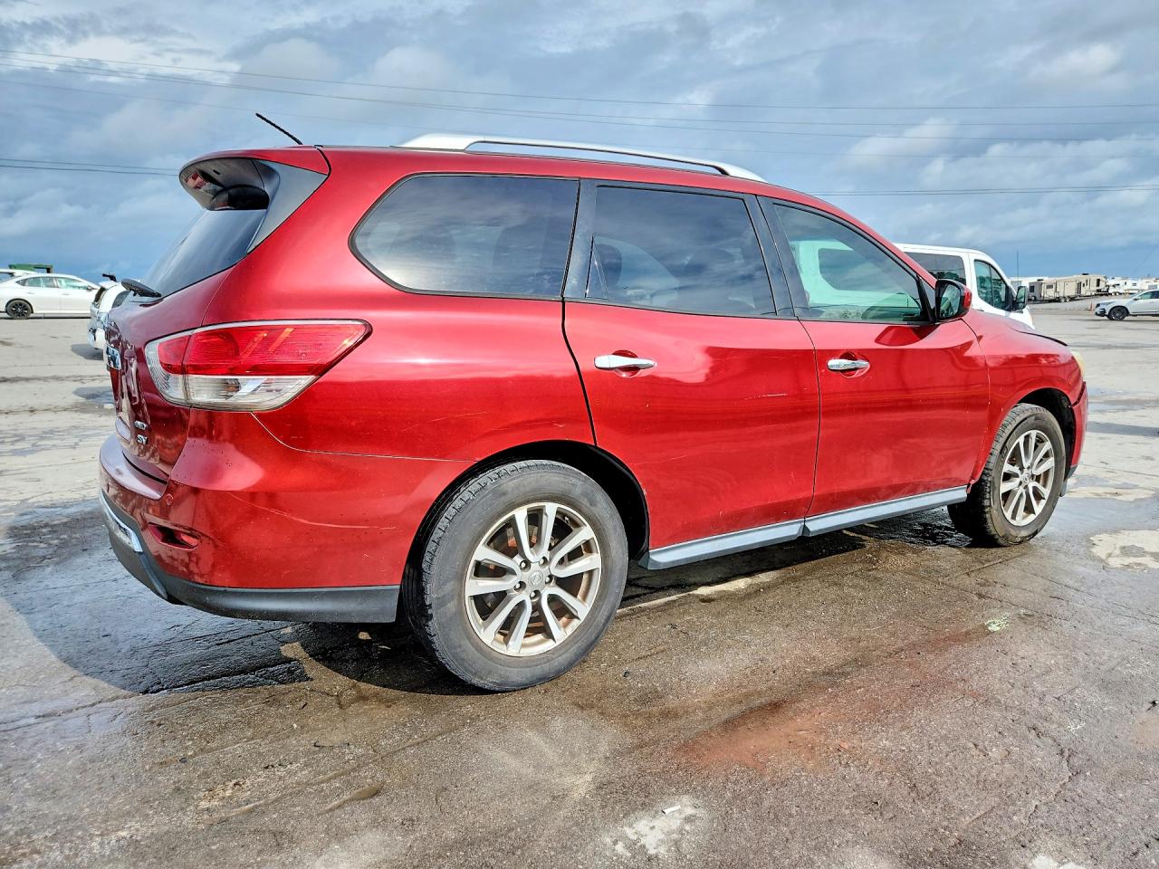 Nissan Pathfinder S