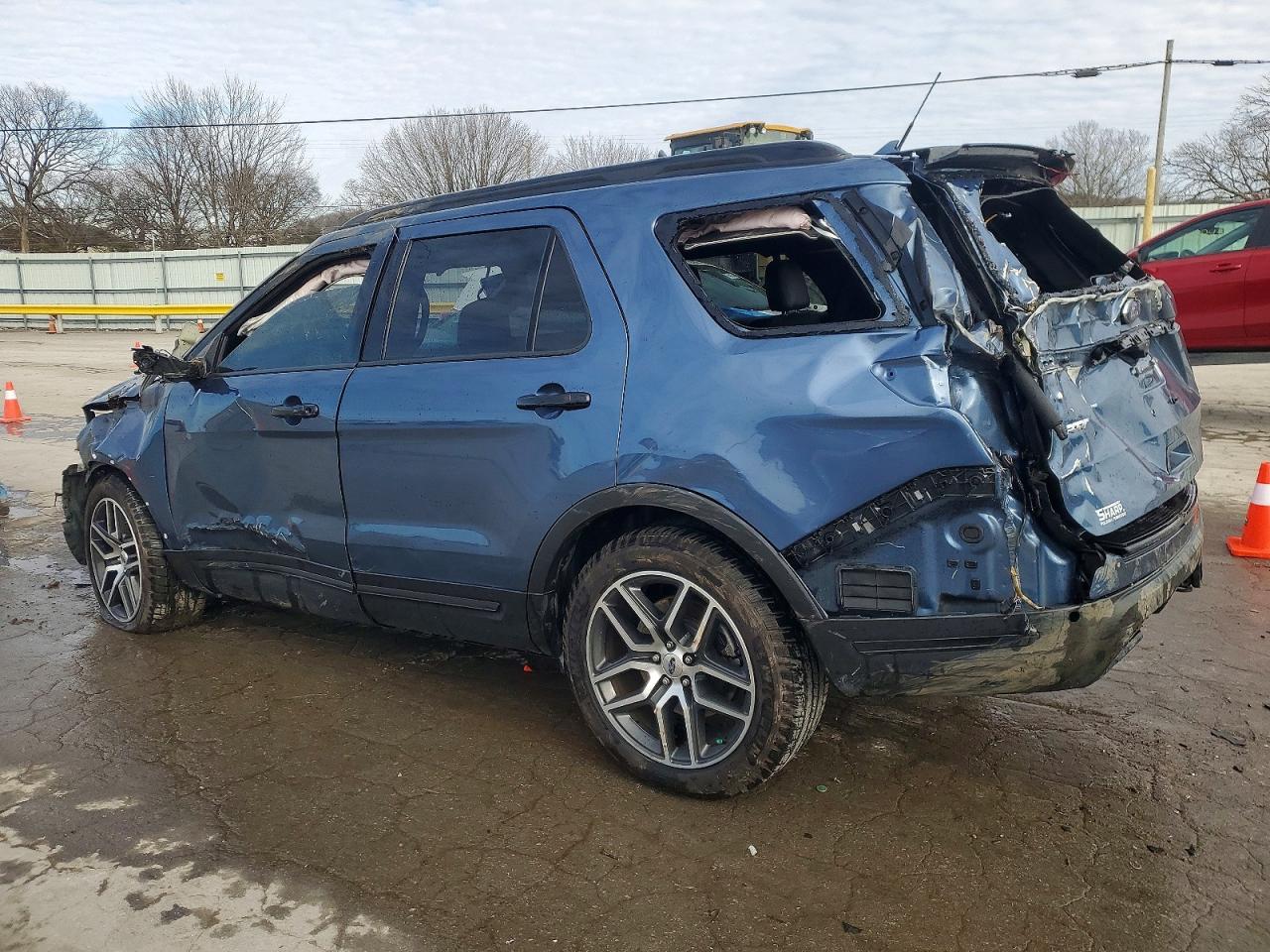 Ford Explorer Sport