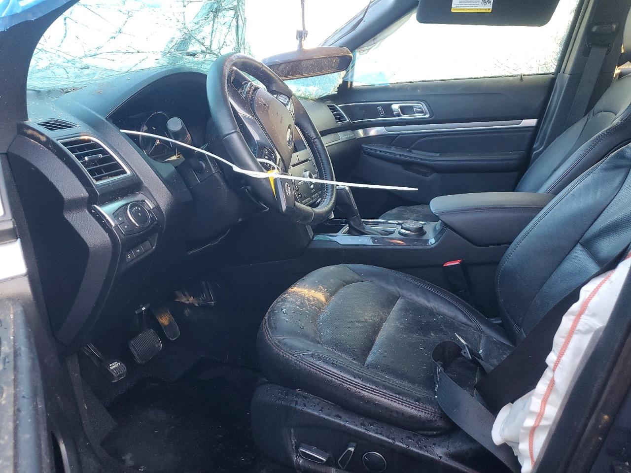 Ford Explorer Sport