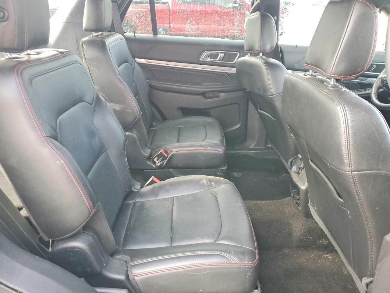 Ford Explorer Sport
