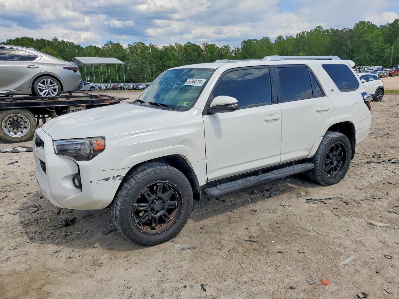 Salvage Toyota 4Runner Image
