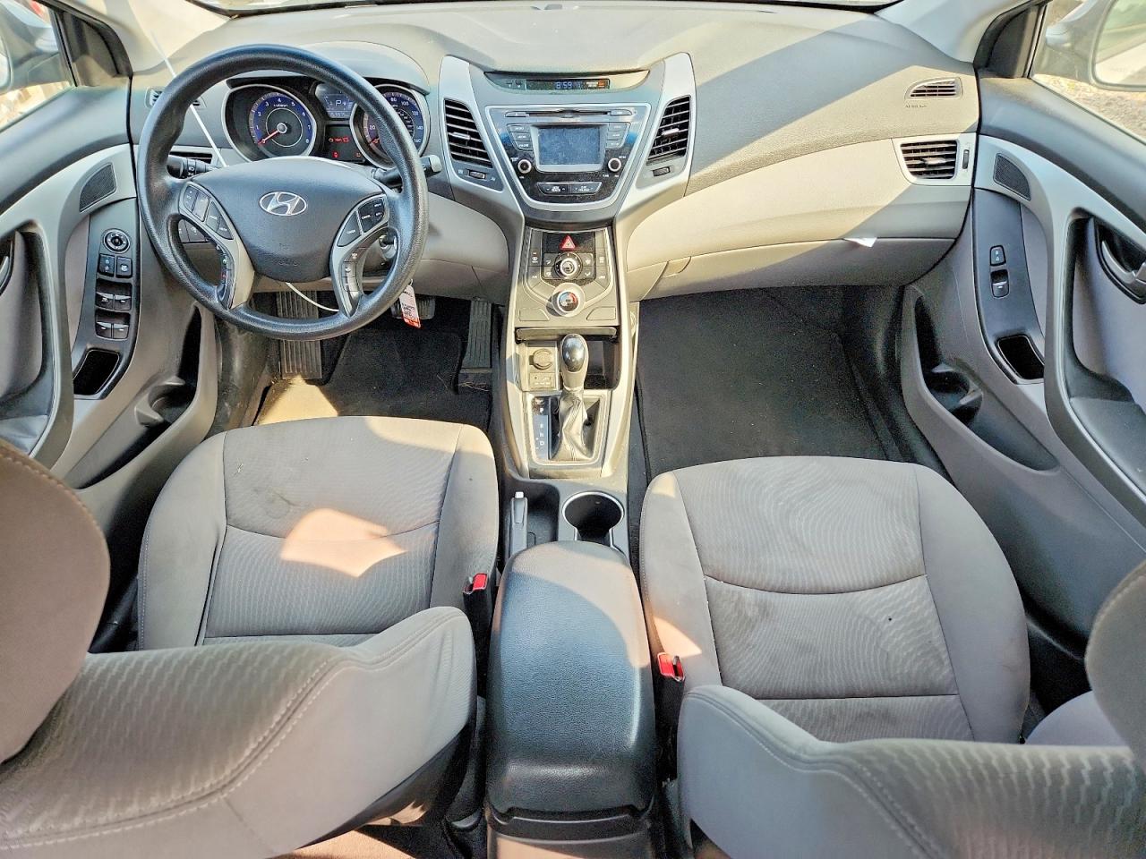 Hyundai ELANTRA Se