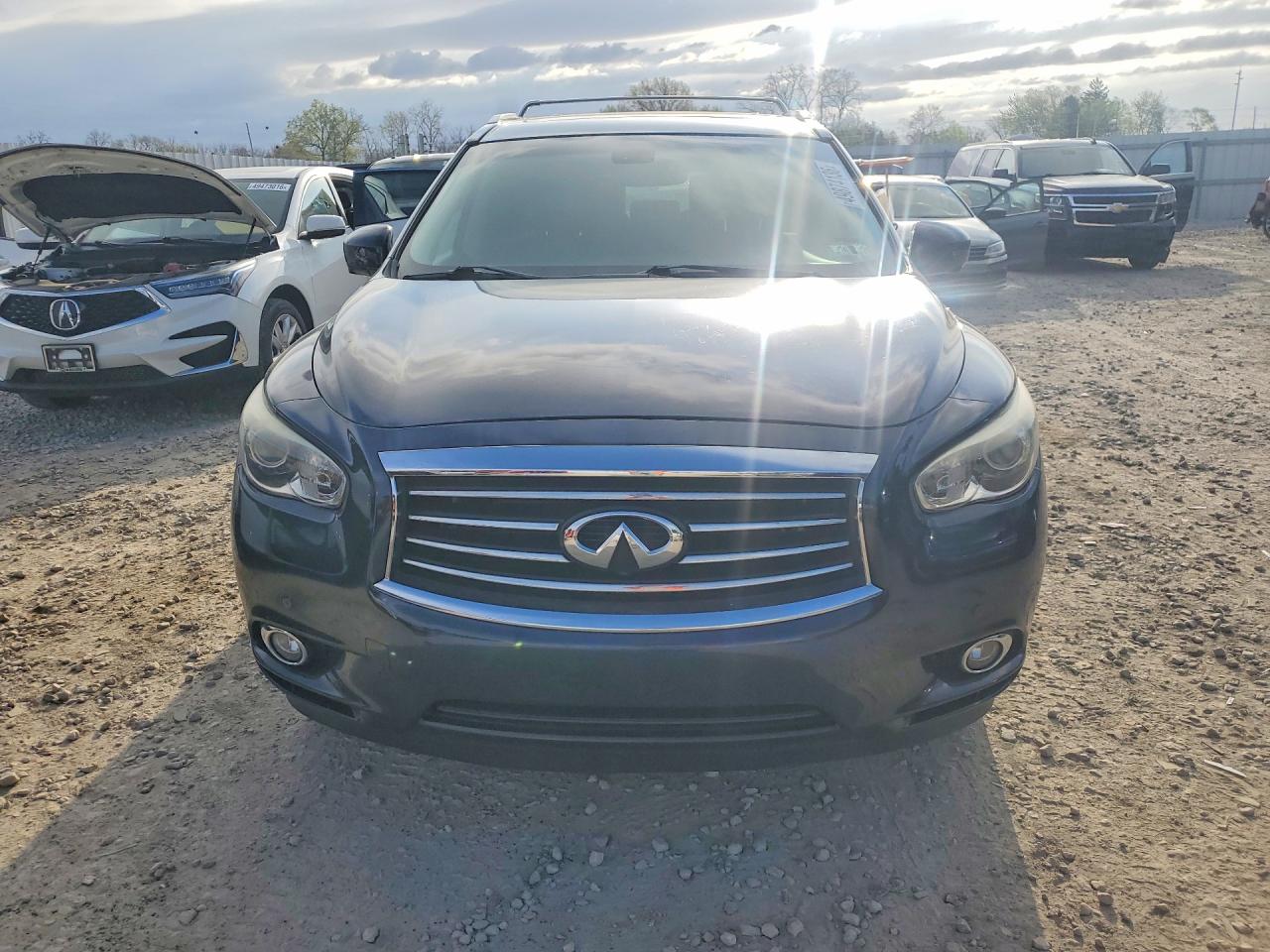 INFINITI Qx Base