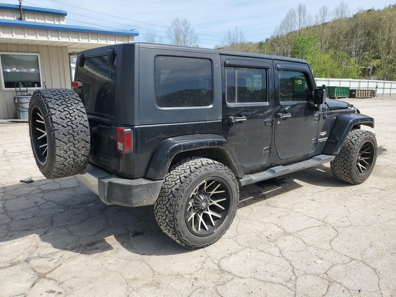Jeep Wrangler Sahara