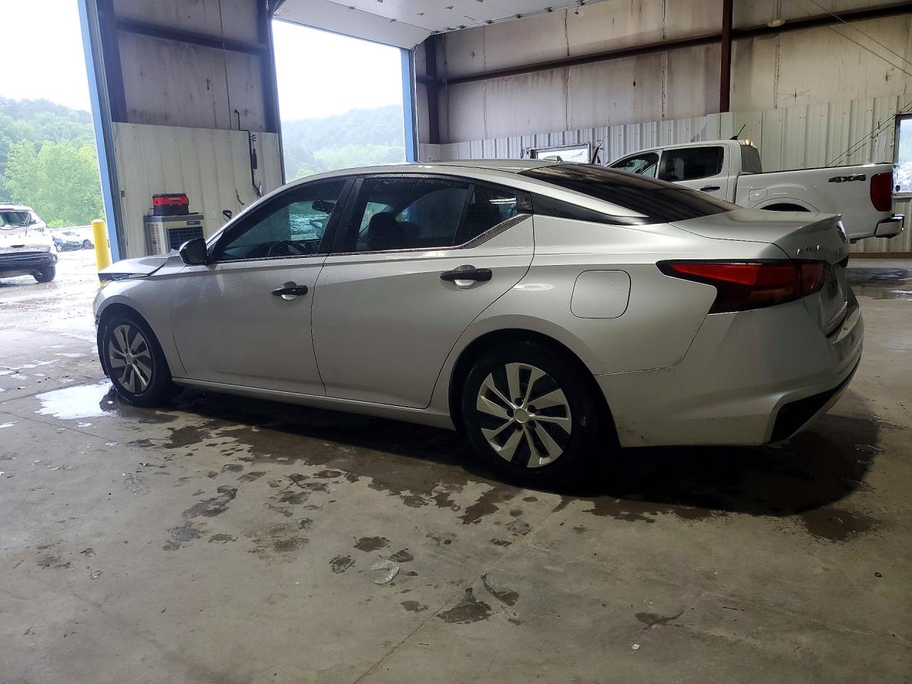 Nissan Altima S