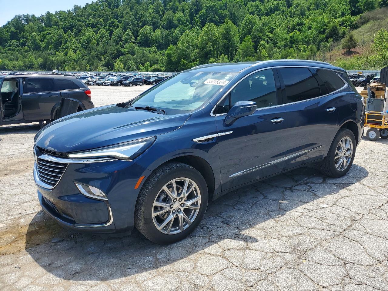 Salvage Buick Enclave Image