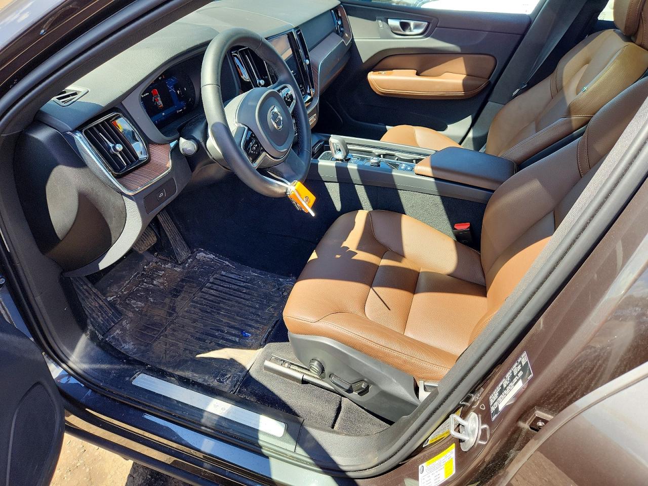 Volvo XC60 Plus