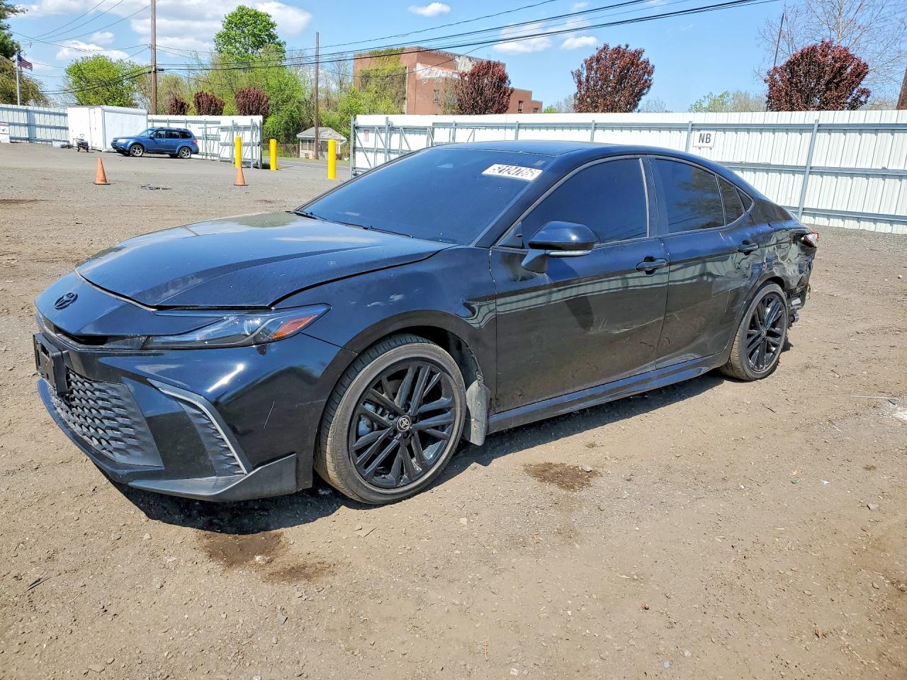Salvage Toyota Camry Image