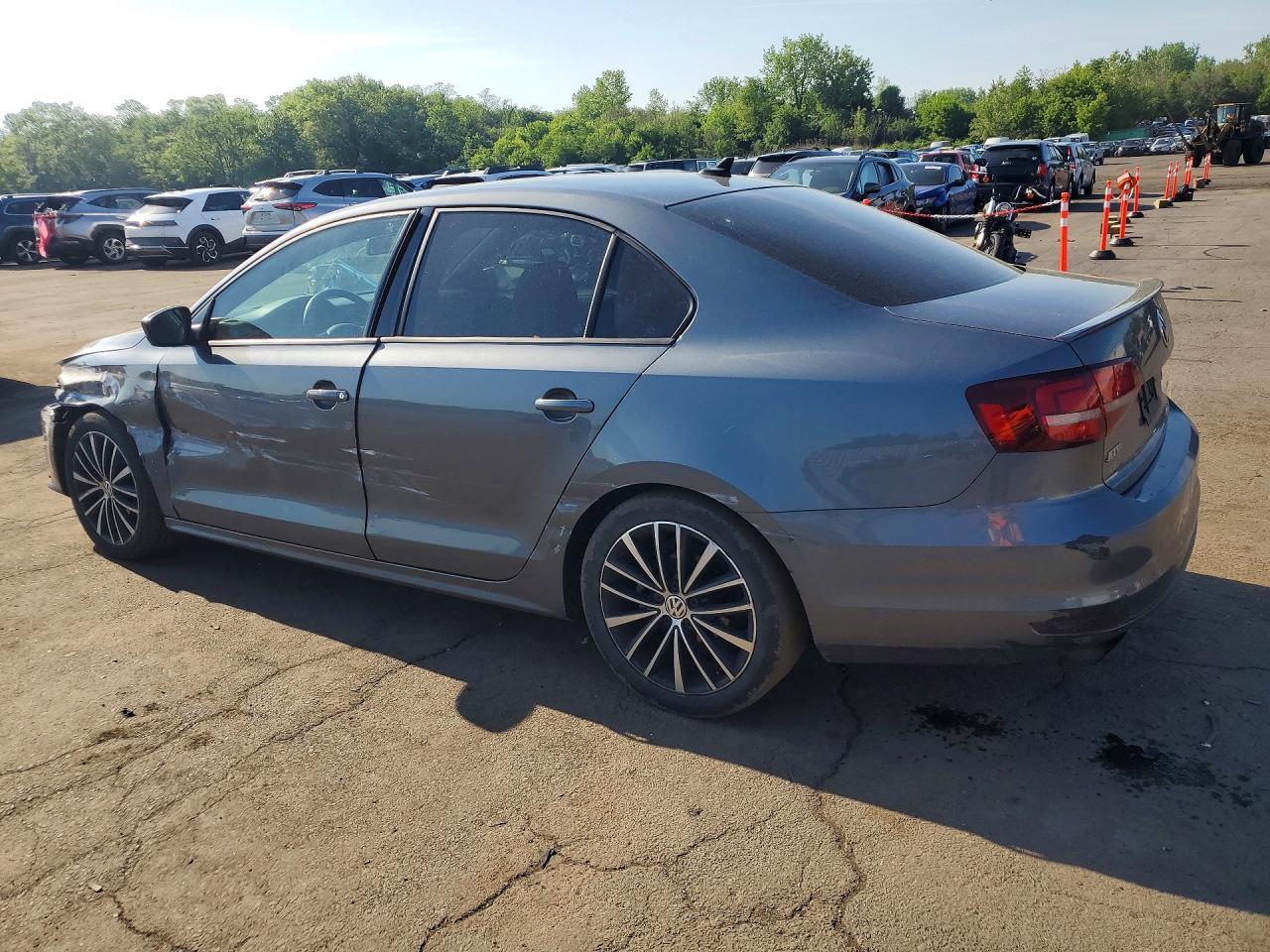 Volkswagen Jetta Sport