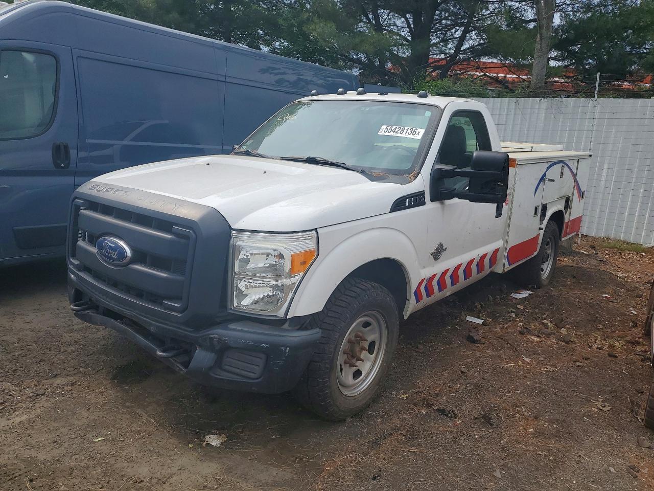 Salvage Ford F-350 Image