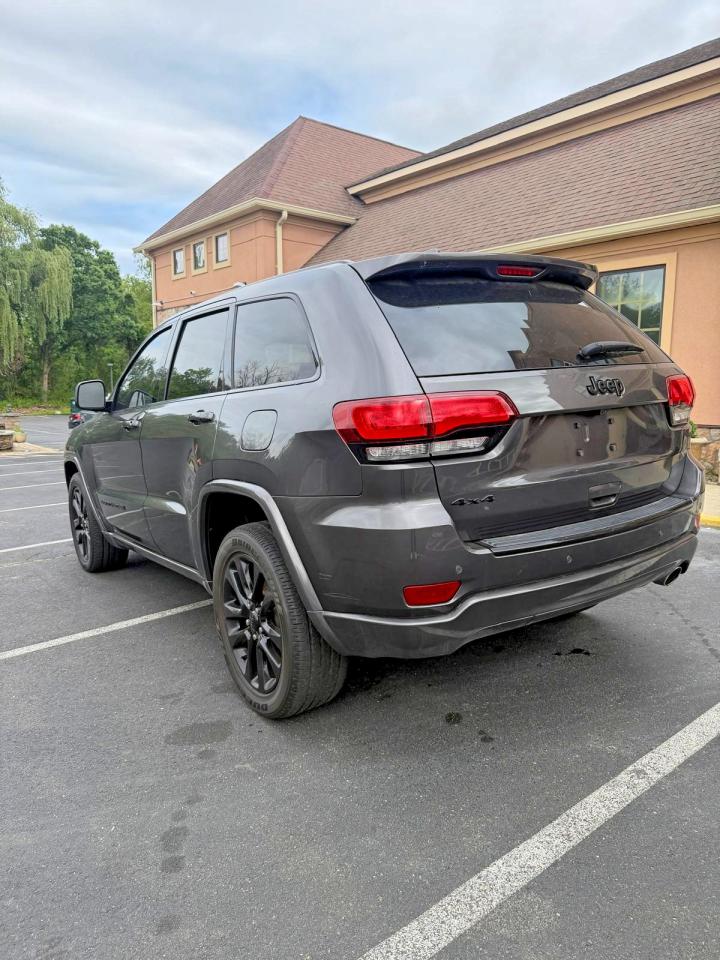 Jeep Cherokee Laredo