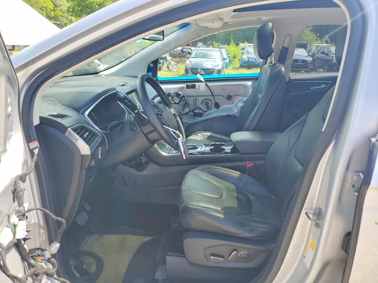 Ford Edge Titanium
