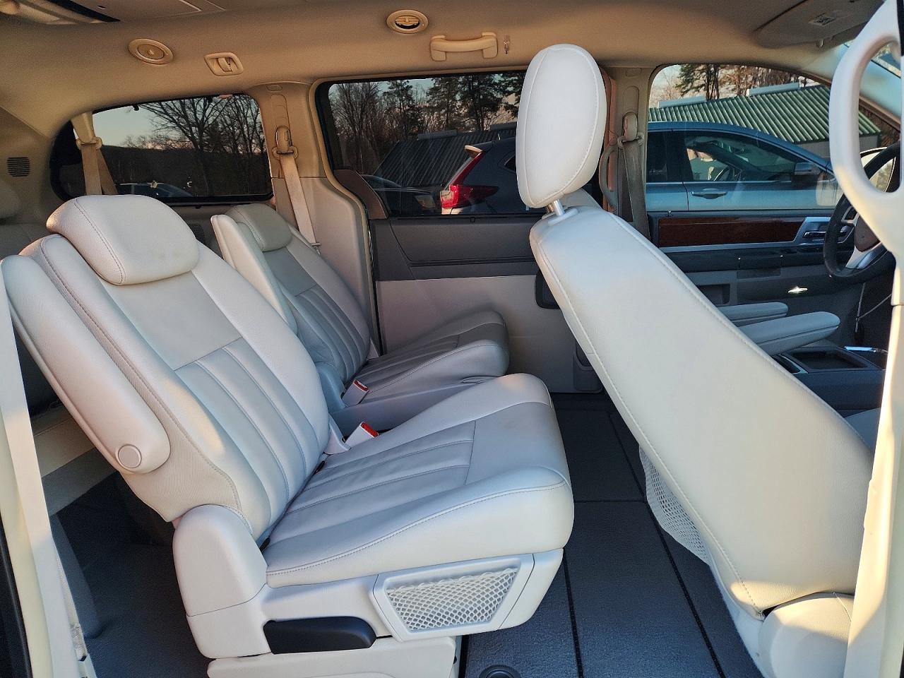 Chrysler Minivan Touring