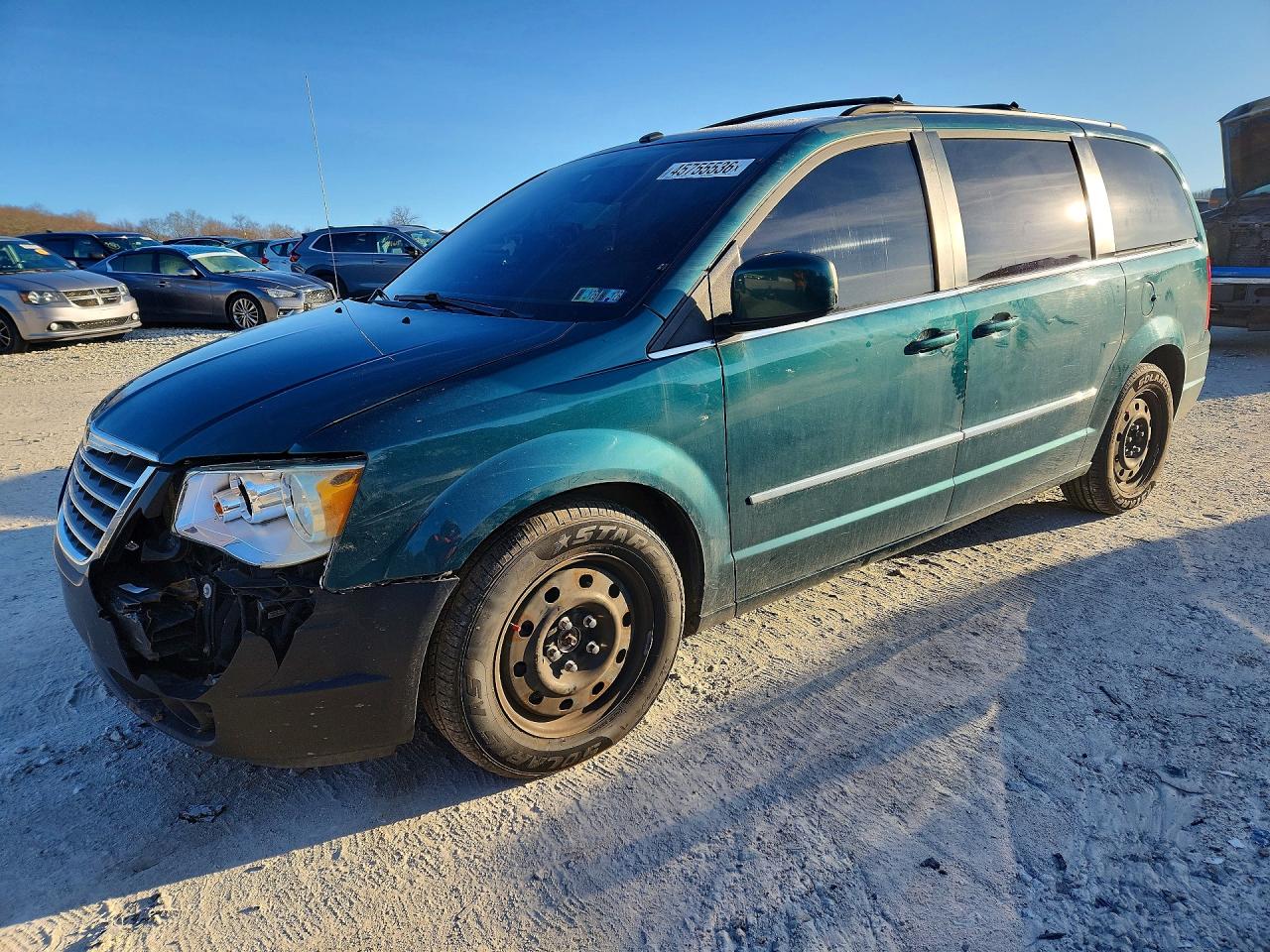 Salvage Chrysler Minivan Image