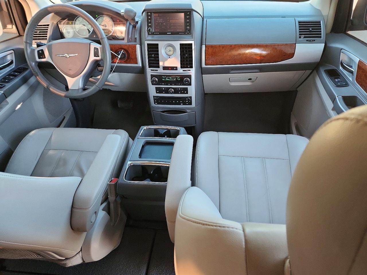 Chrysler Minivan Touring
