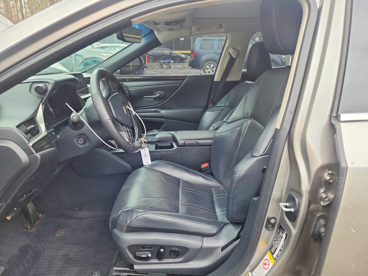 Lexus Es Luxury