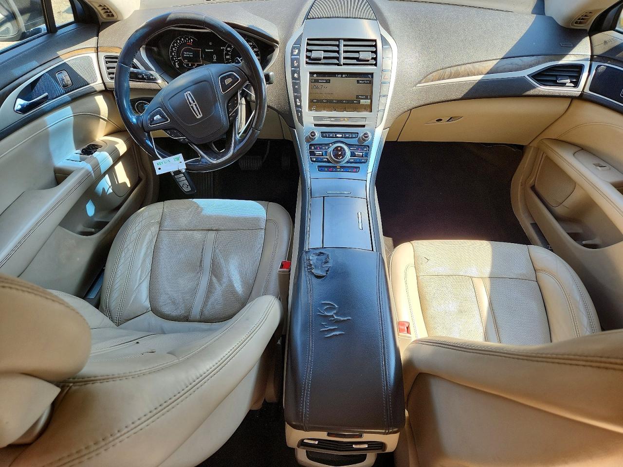 Lincoln MKZ Reserve