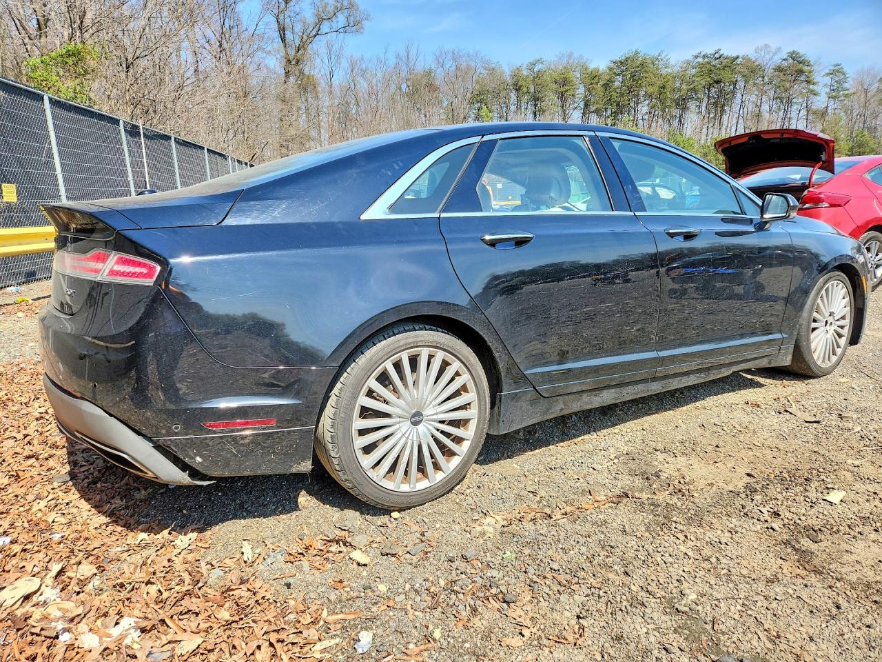 Lincoln MKZ Reserve