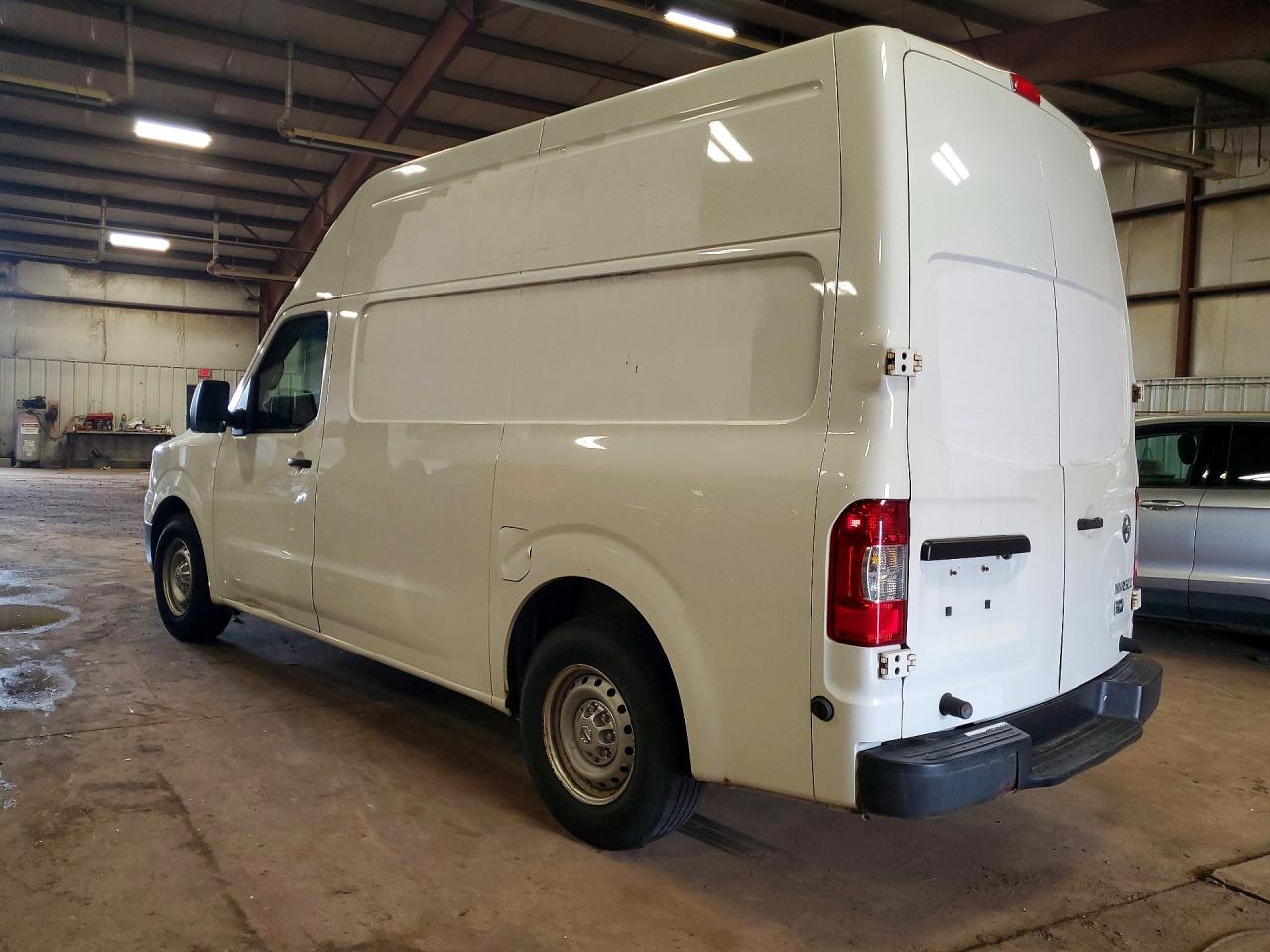 Nissan Nv 2500