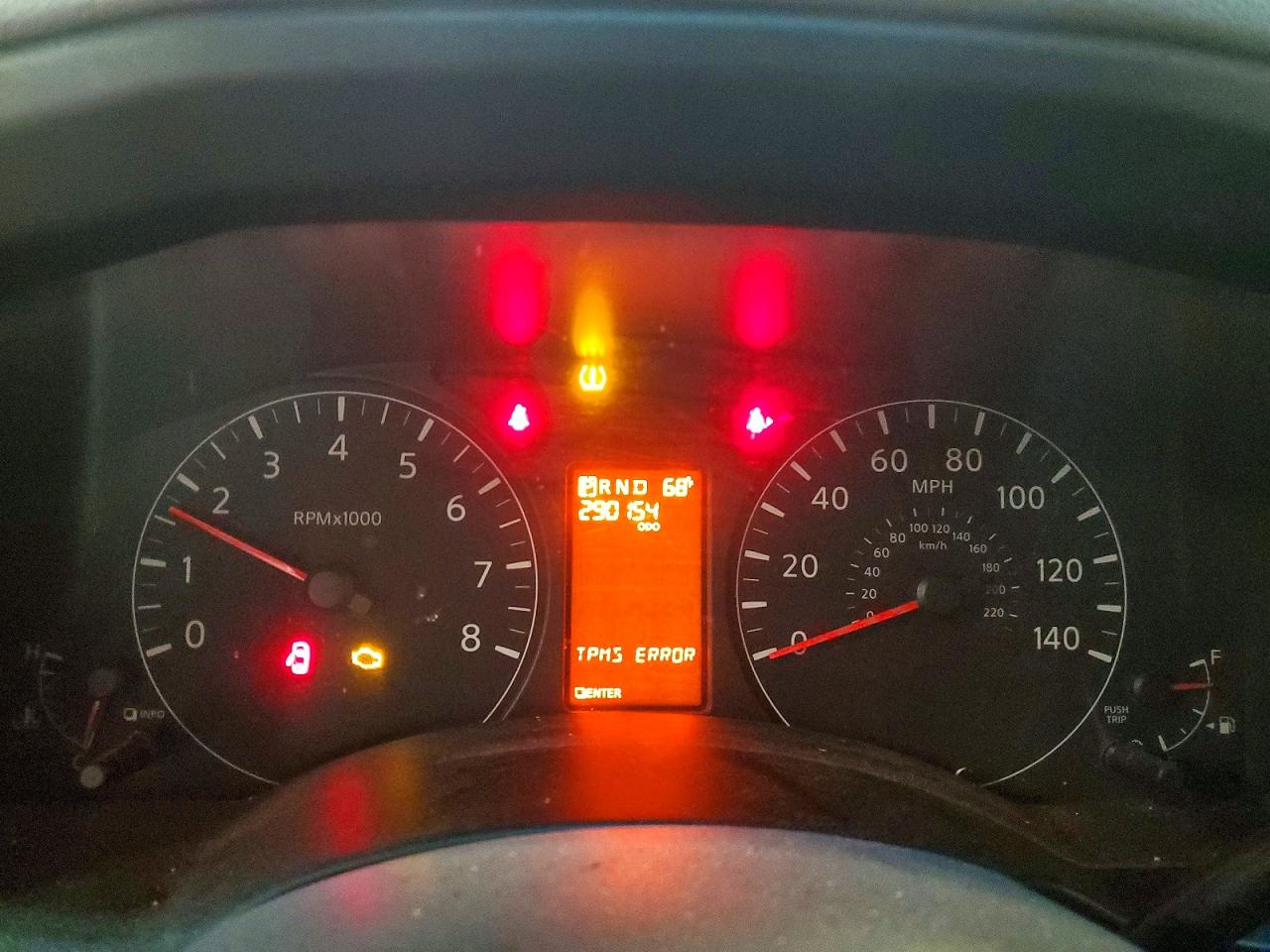 Nissan Nv 2500