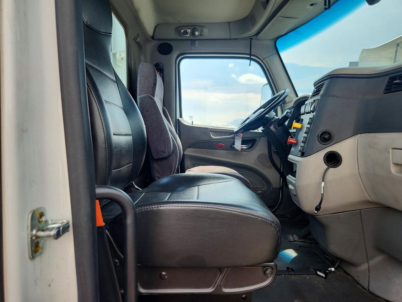 Peterbilt 579