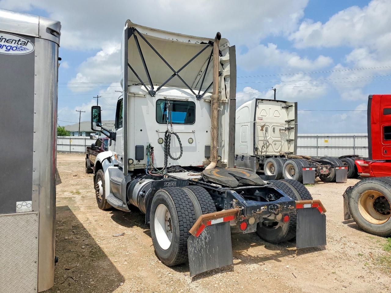 Peterbilt 579