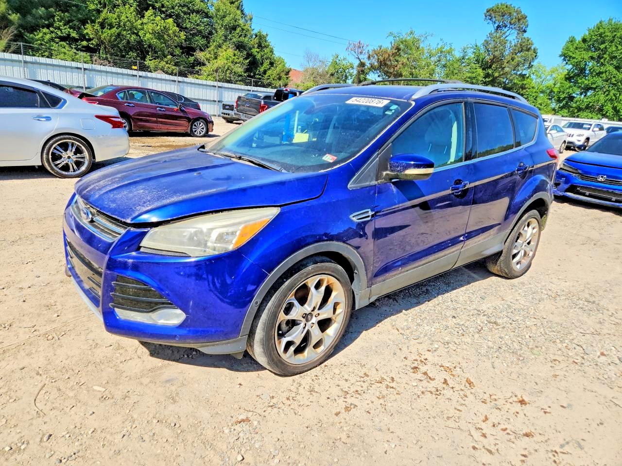 Salvage Ford Escape Image