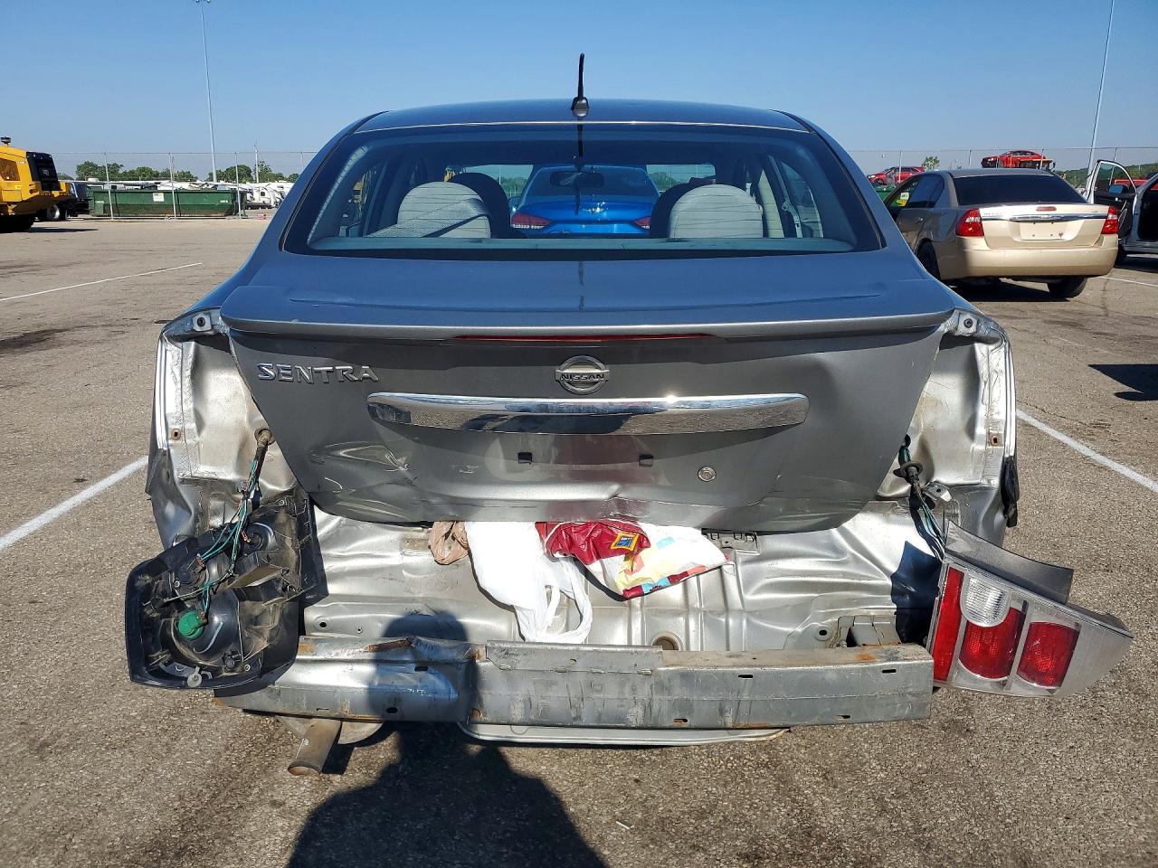 Nissan Sentra 2.0