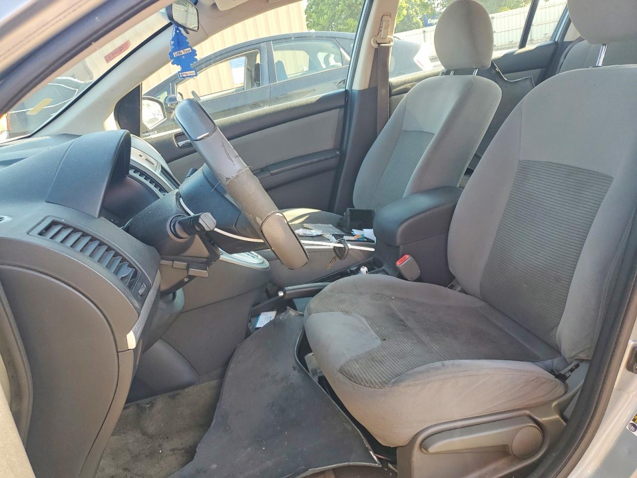 Nissan Sentra 2.0