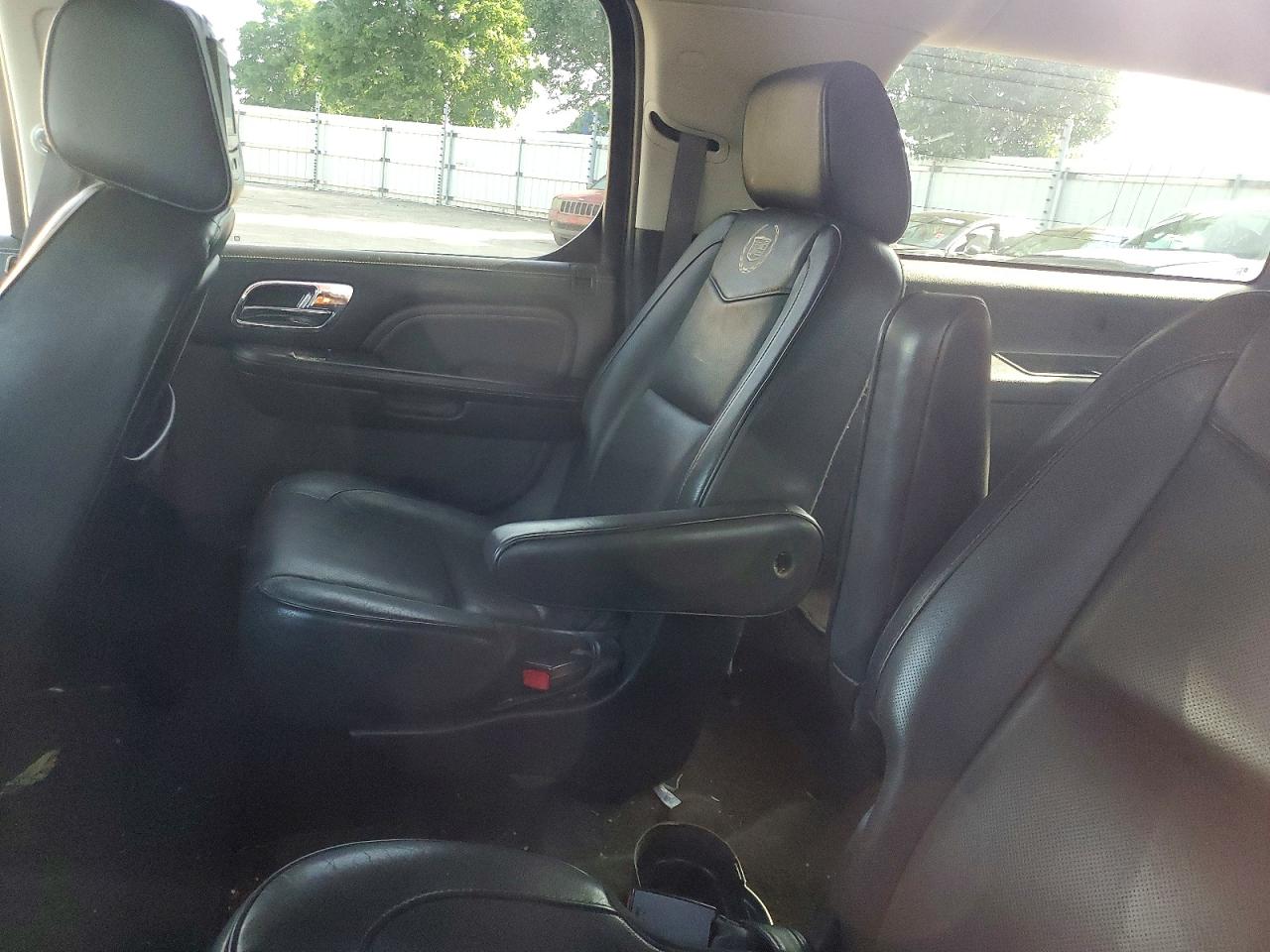 Cadillac Escalade Esv Platinum