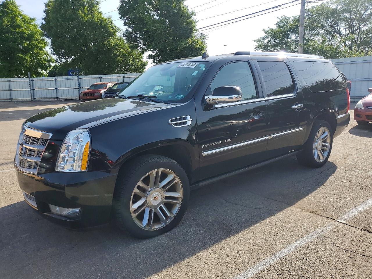 Salvage Cadillac Escalade Image