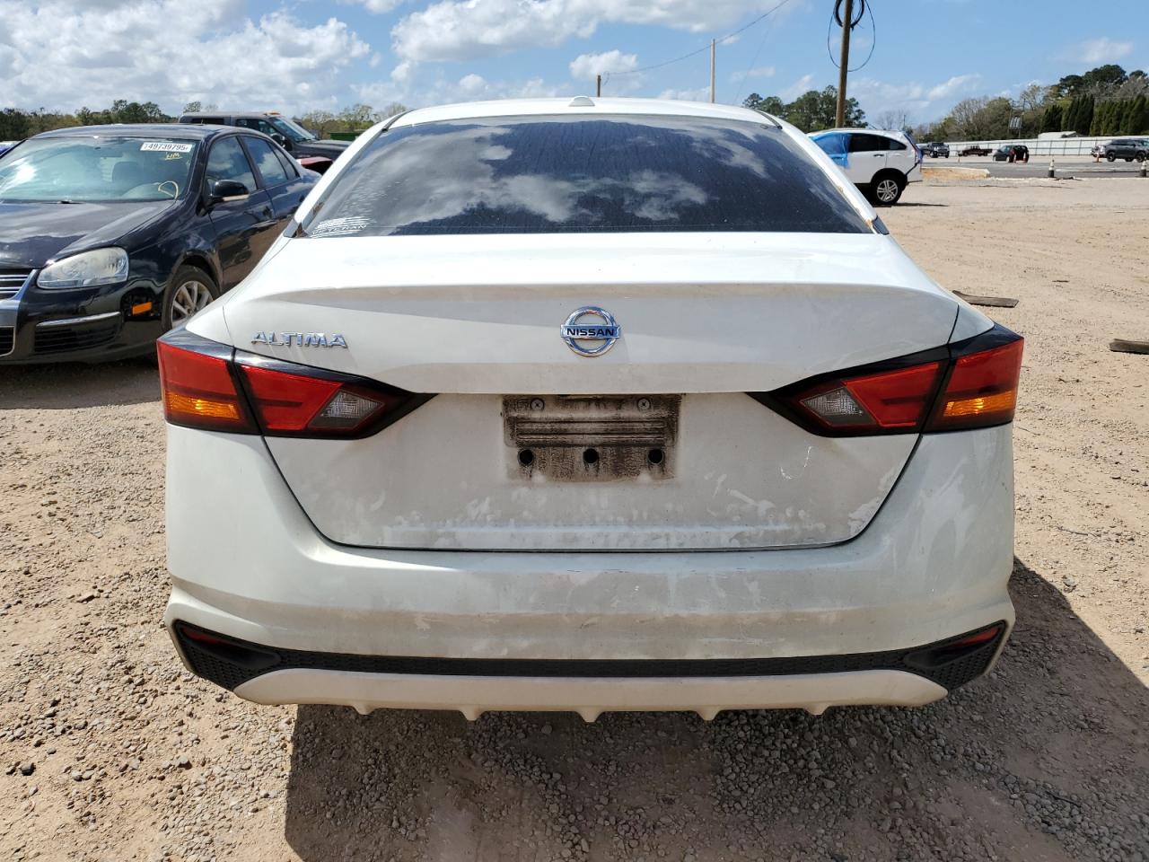 Nissan Altima S