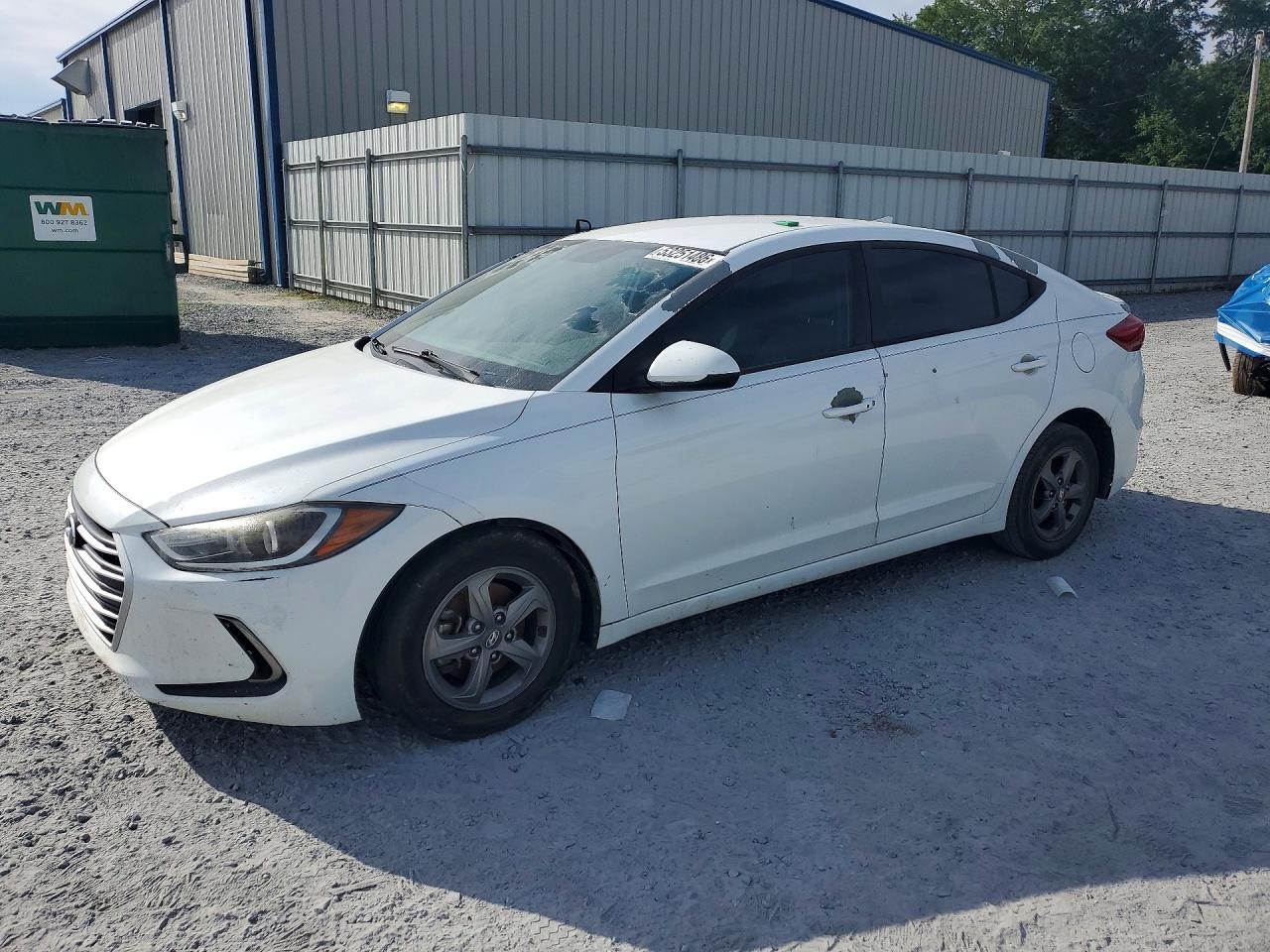 Salvage Hyundai ELANTRA Image