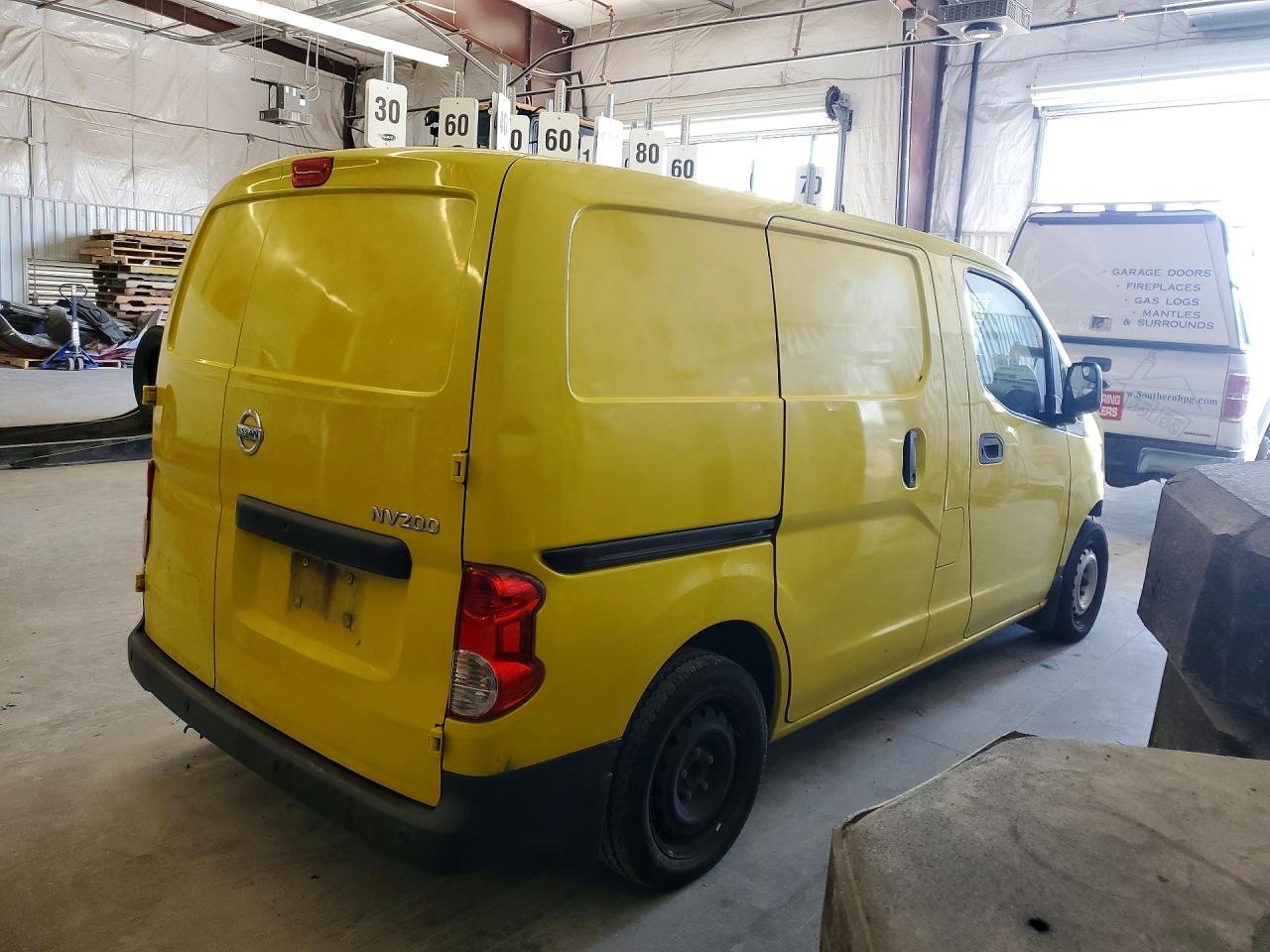 Nissan Nv S