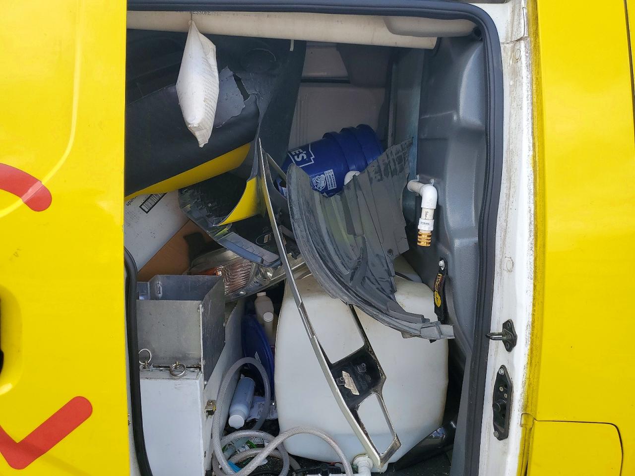 Nissan Nv S