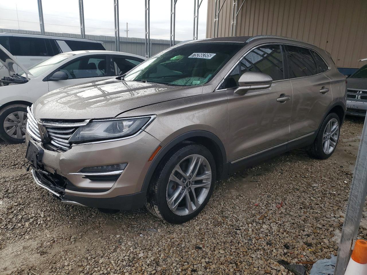 Salvage Lincoln MKC Image