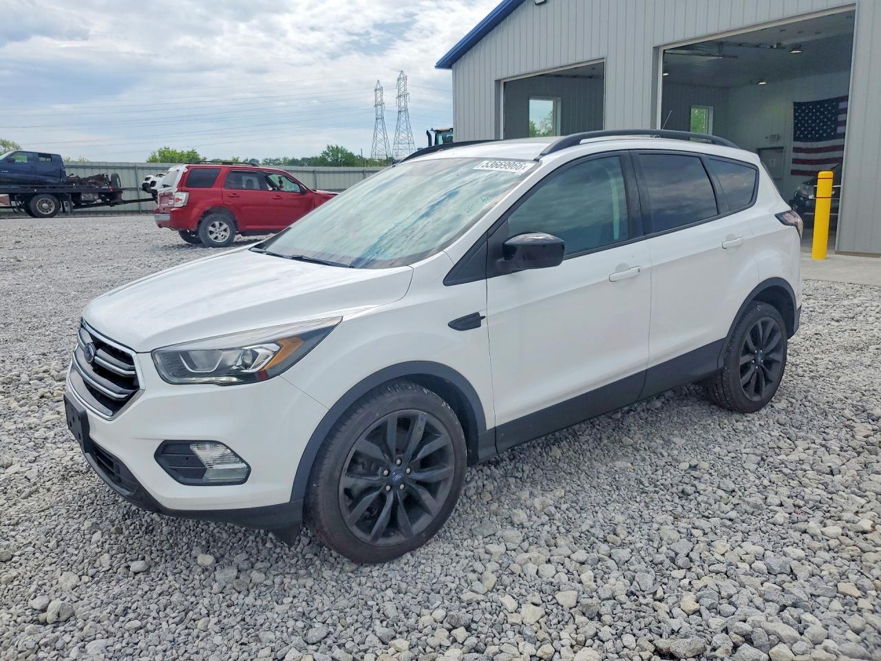 Salvage Ford Escape Image