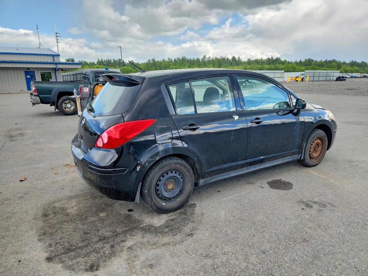 Nissan Versa 1.8 S