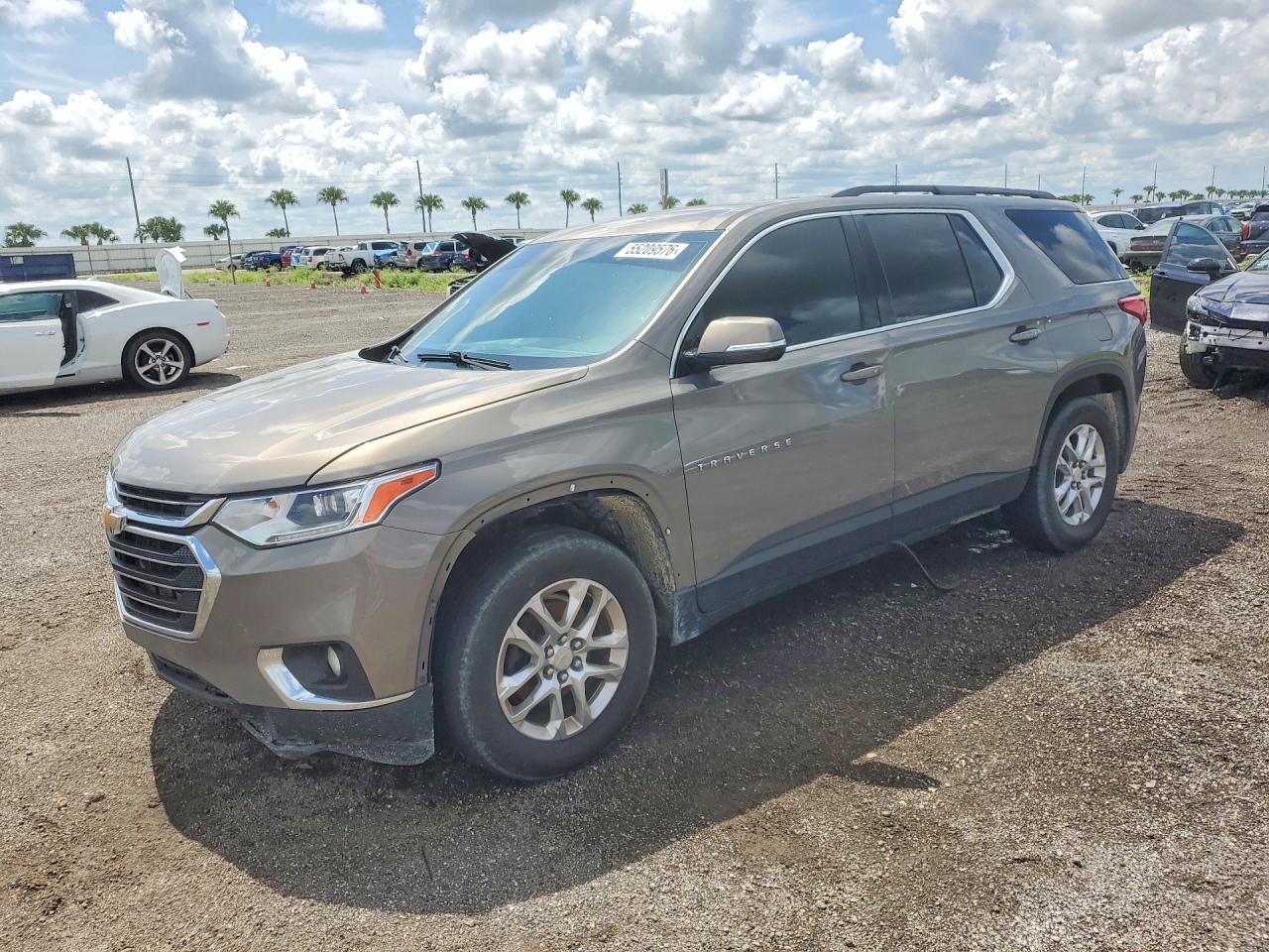 Salvage Chevrolet Traverse Image