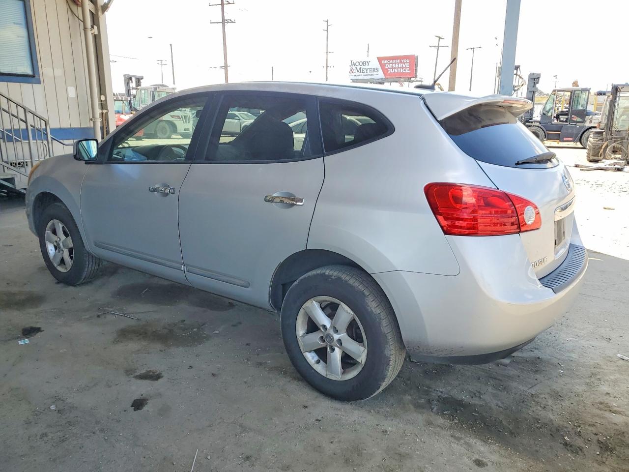 Nissan Rogue S
