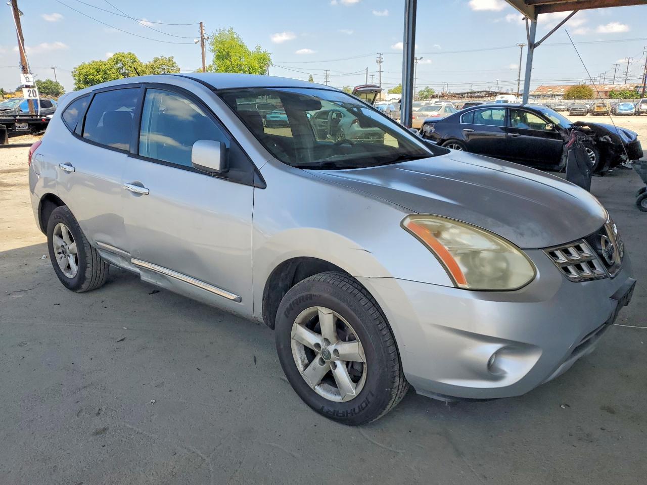Nissan Rogue S