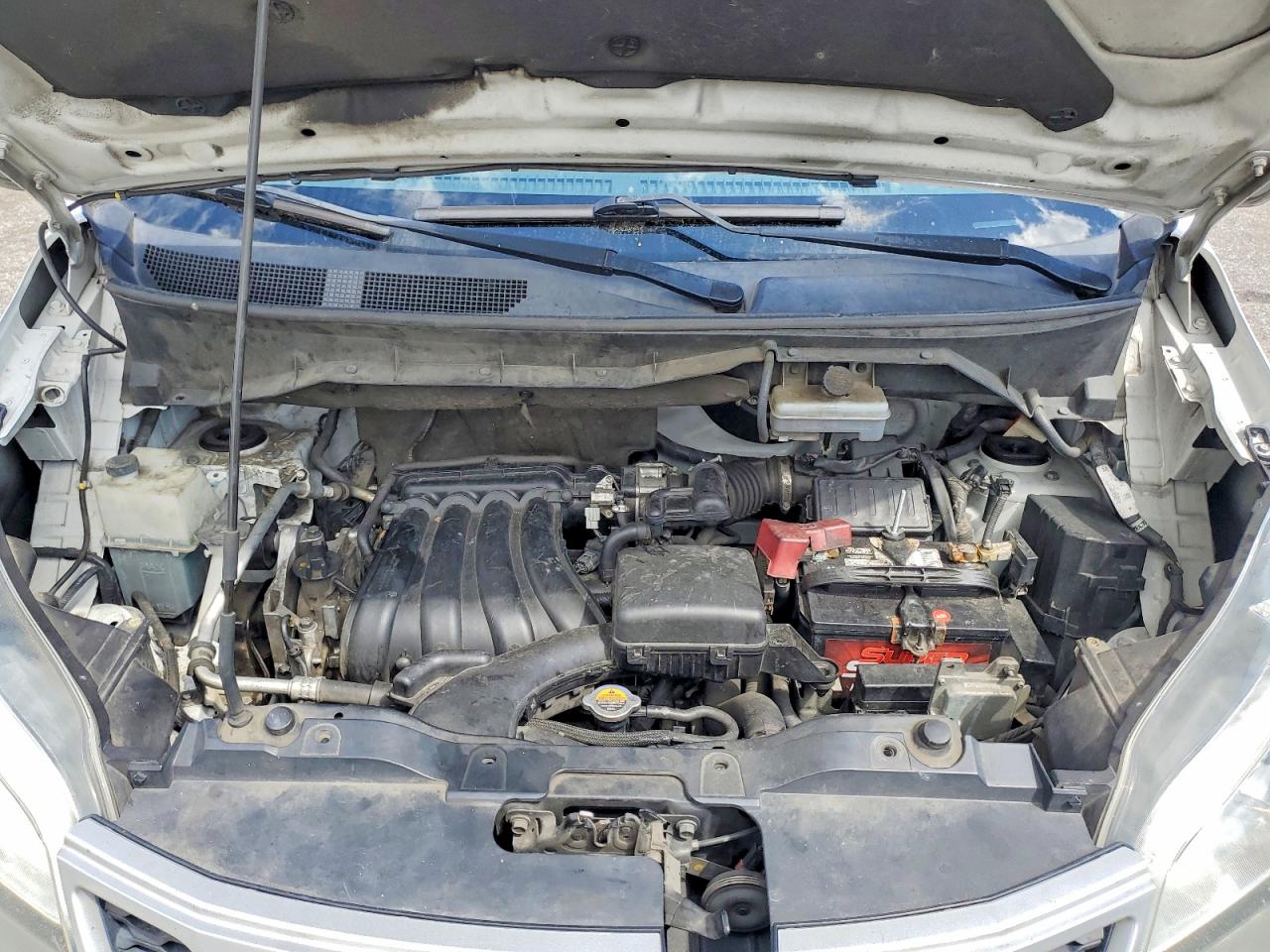 Nissan Nv