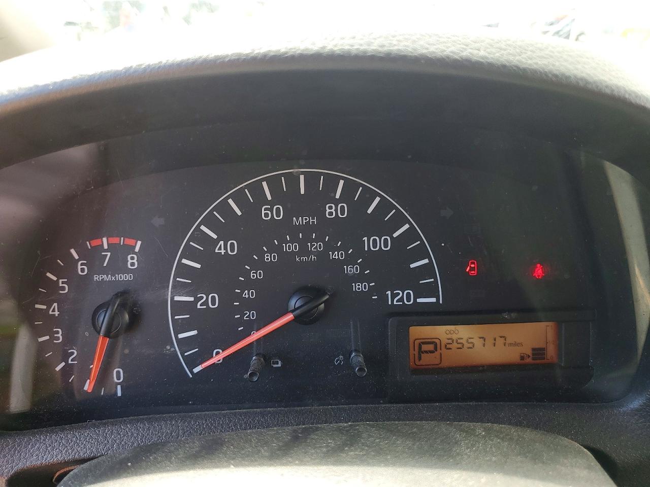 Nissan Nv