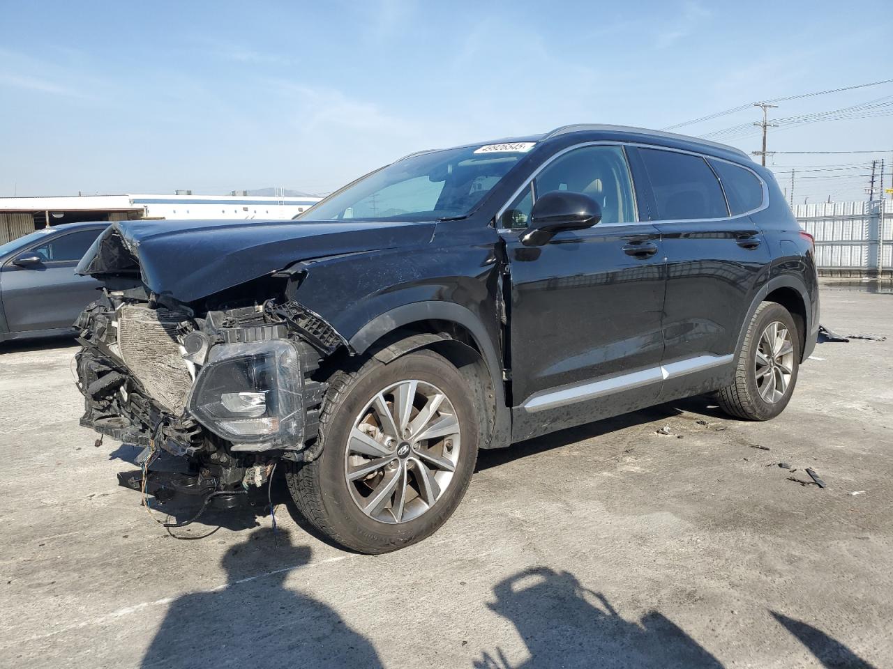 Salvage Hyundai SANTA FE Image