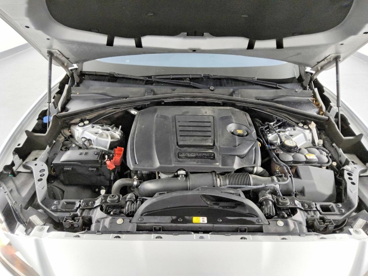 Jaguar F-PACE Premium