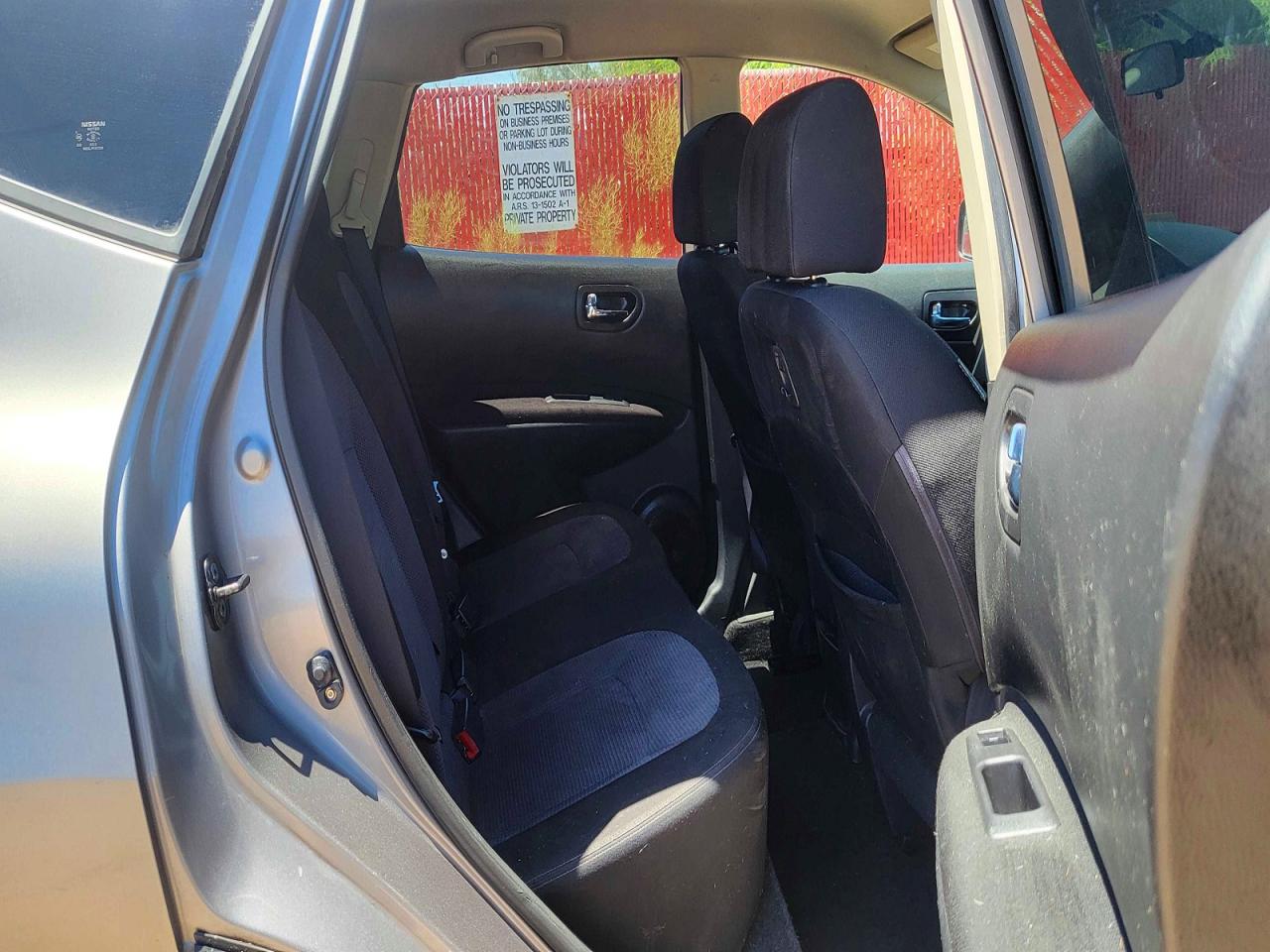 Nissan Rogue S