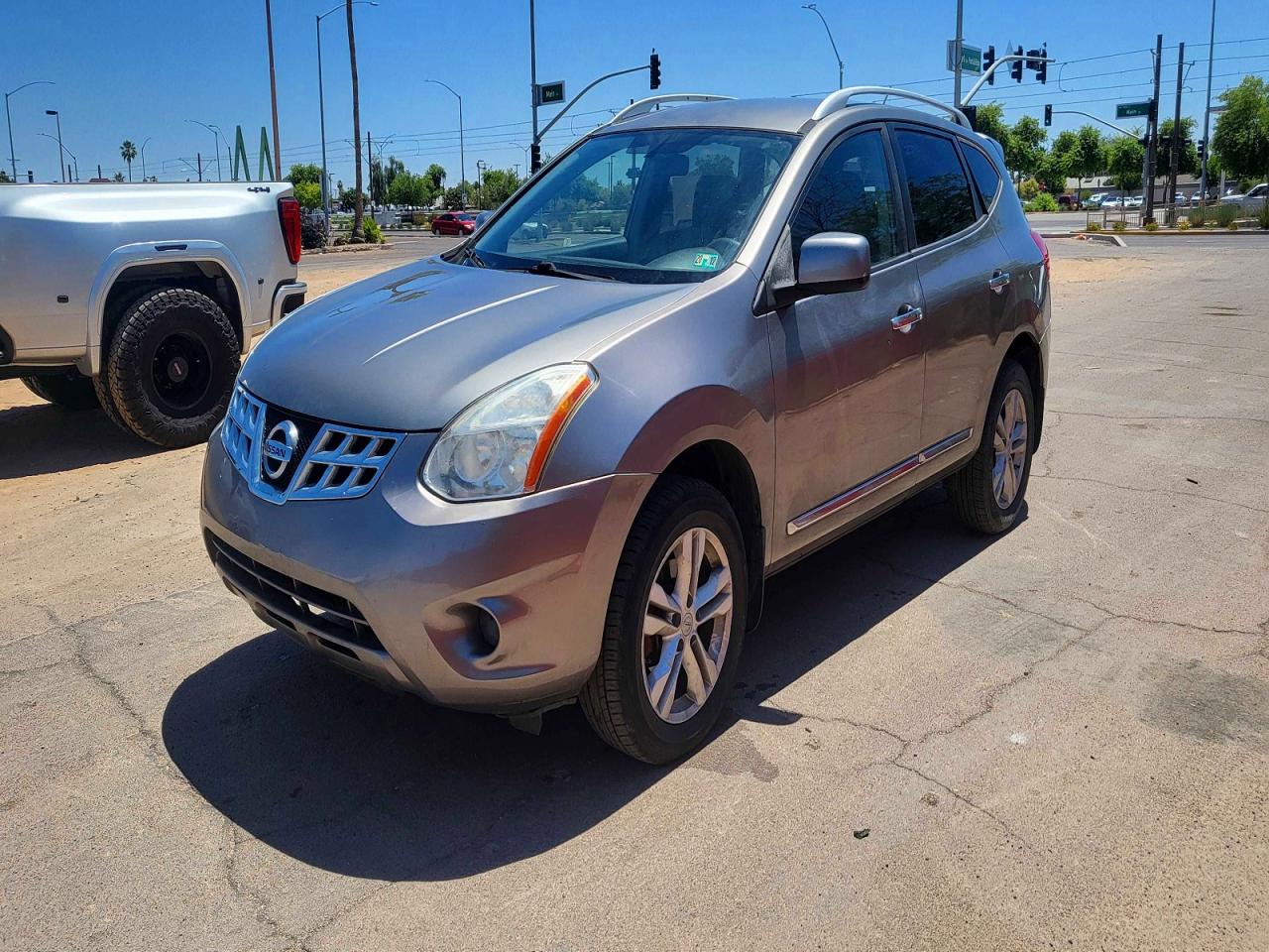 Nissan Rogue S