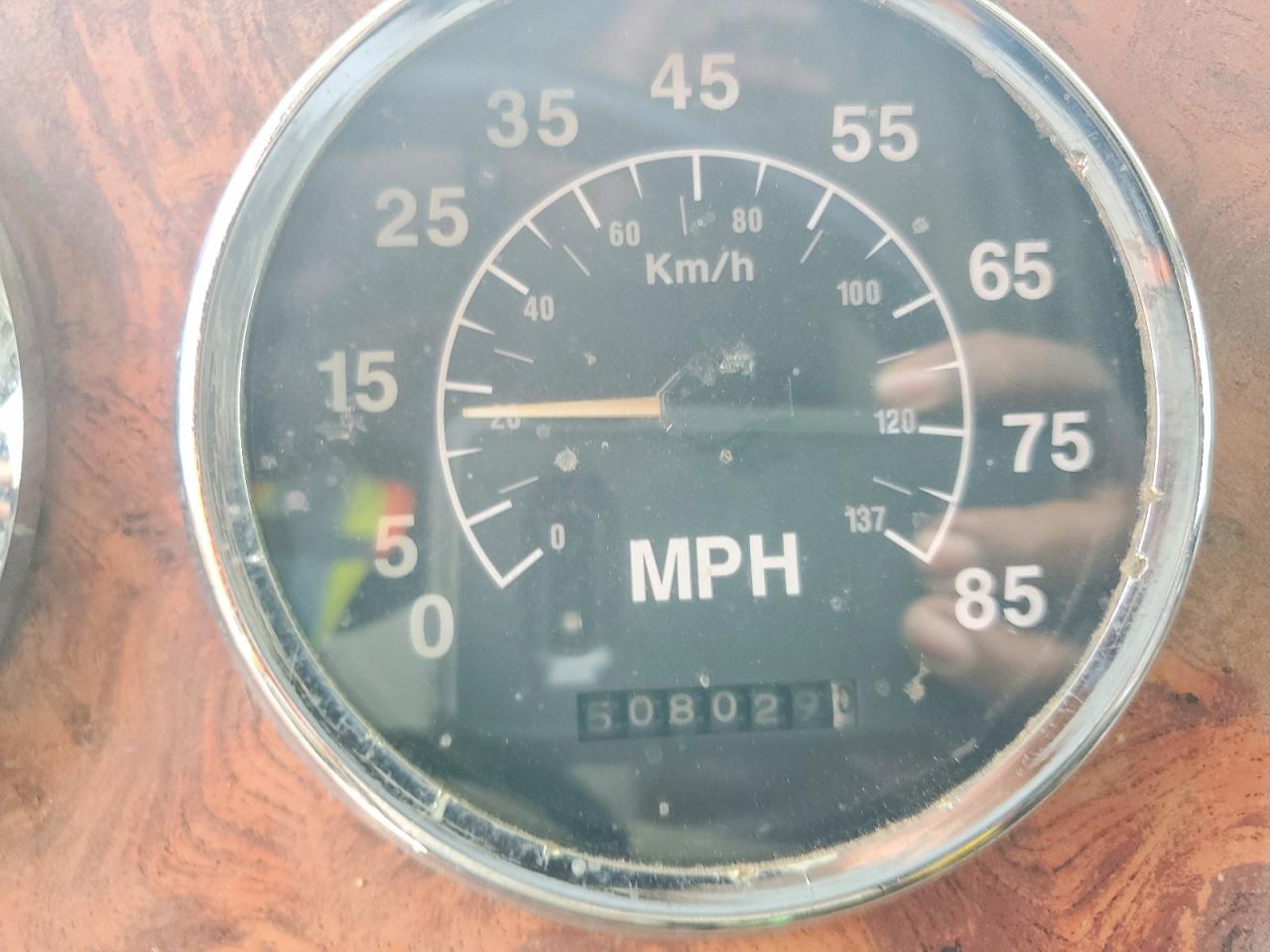 International 9000