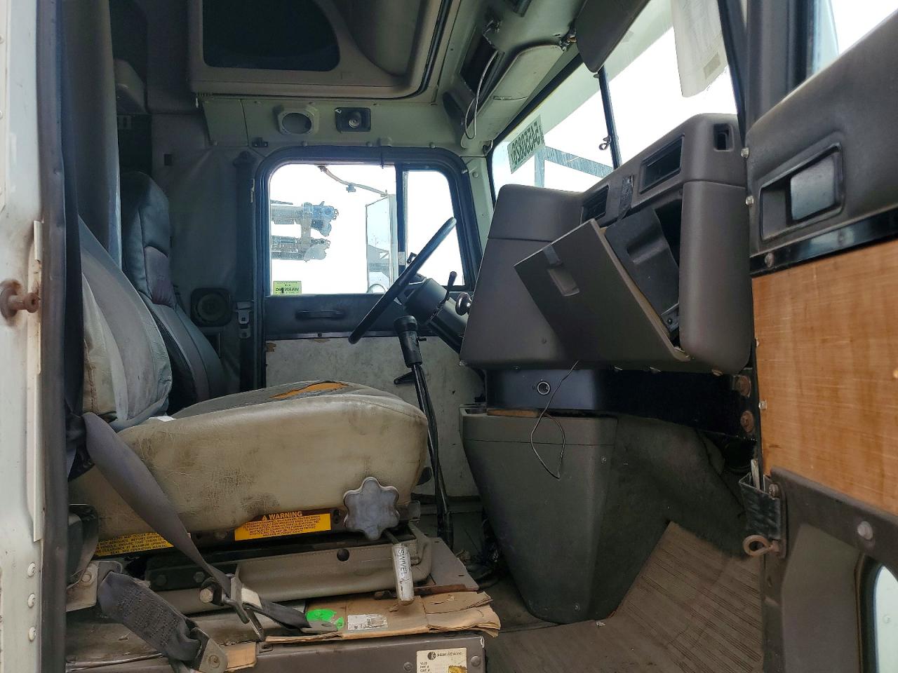 International 9000