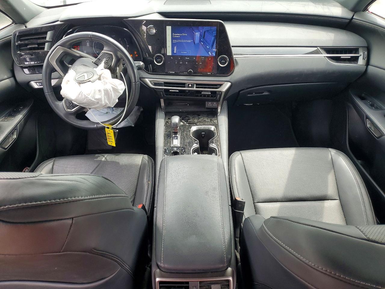 Lexus RX Base